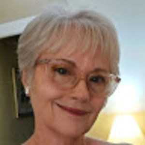 Meet your Posher, Deborah